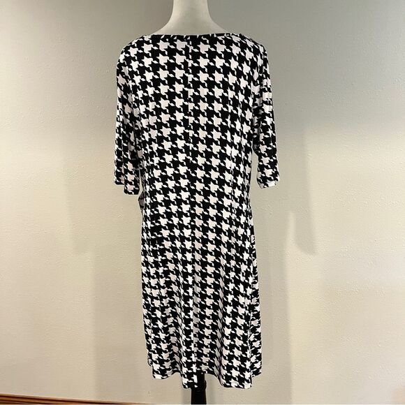 Kiara Elegant long sleeve Black and White Houndstooth Dress size extra large - Picture 7 of 13